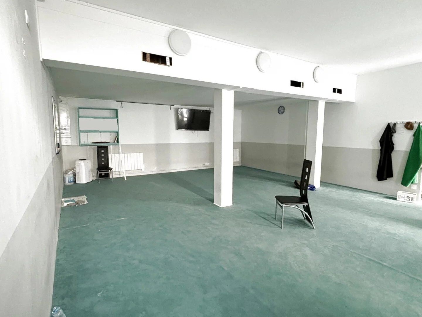 Commerce 3 pièces 90 m²