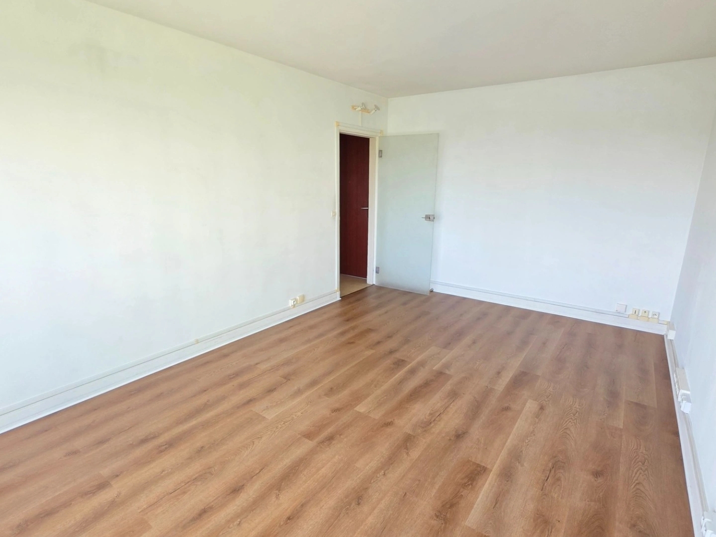 Appartement à vendre - 45 pièces - 45m2 - Ris-Orangis (91130)