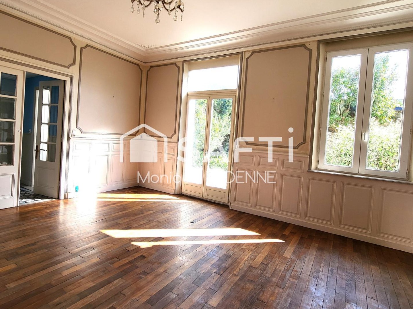 Maison à vendre - 12 pièces - 267m2 - Doullens (80600)