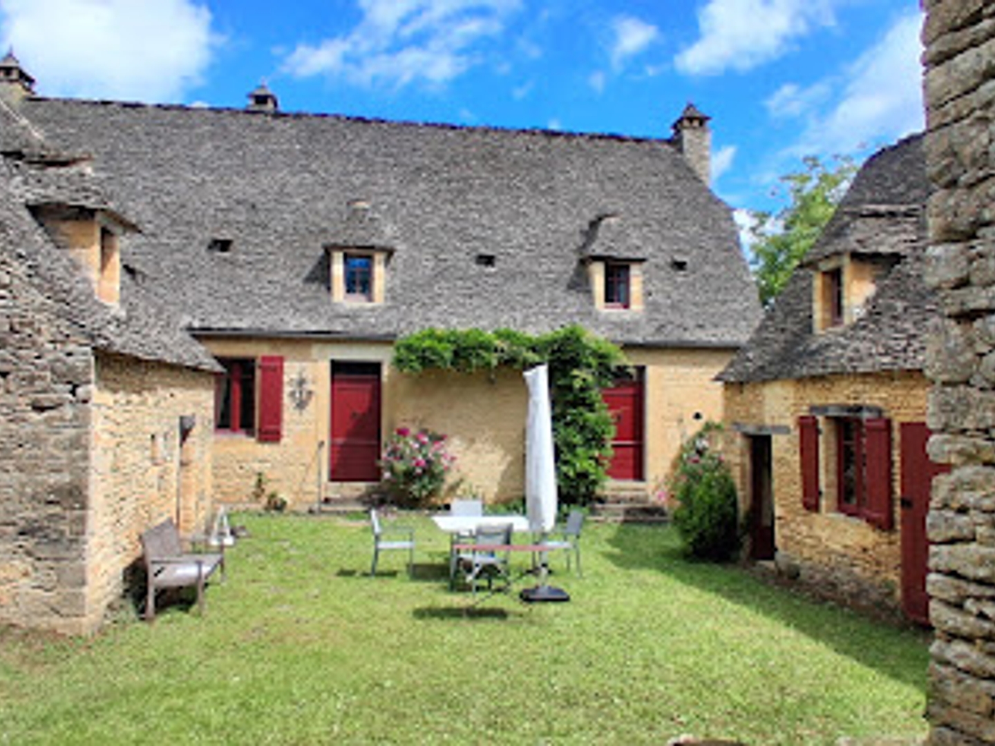 Propriété 12 pièces 150 m²