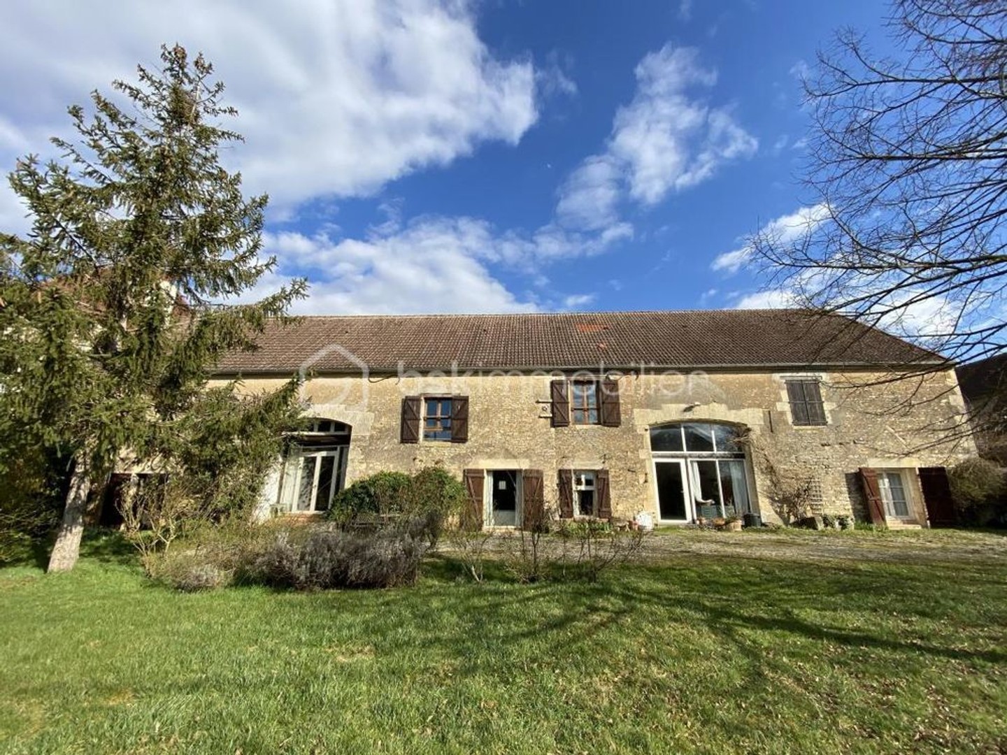 Magnifique corps de ferme aux portes du Morvan