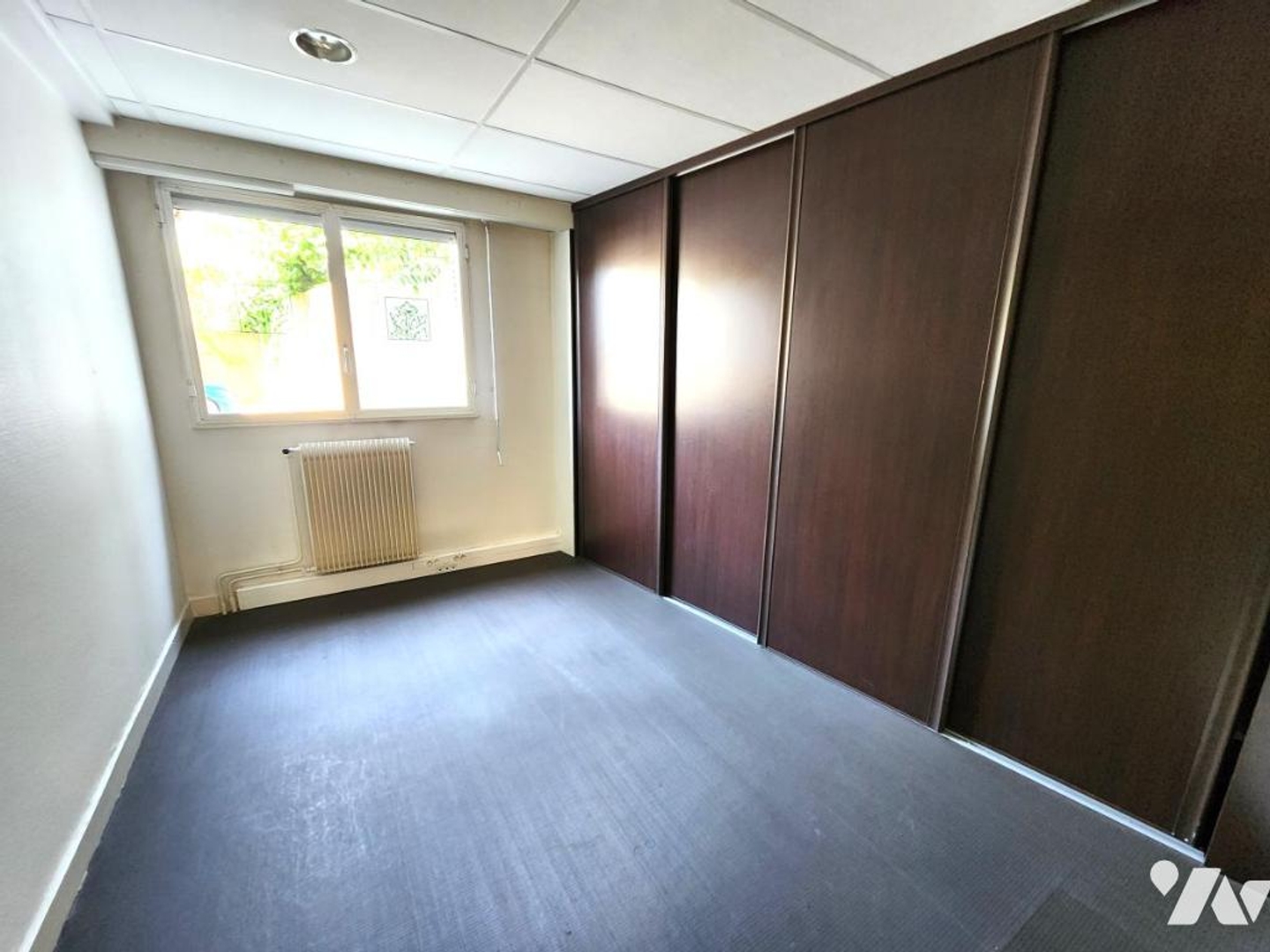 Locaux à vendre - 6 pièces - 128m2 - Tours (37100)