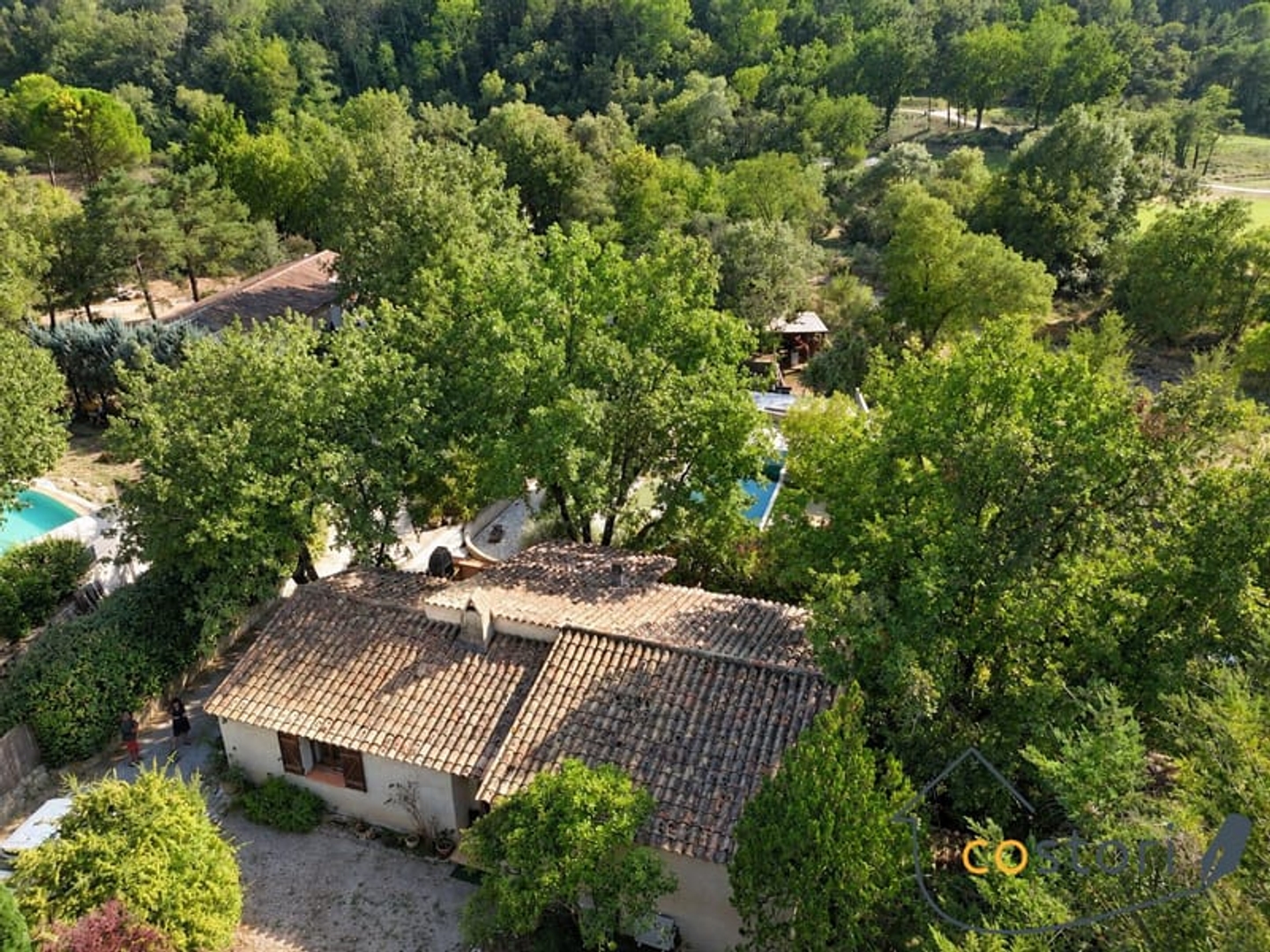 Maison à vendre - 5 pièces - 150m2 - Tourrettes (83440)