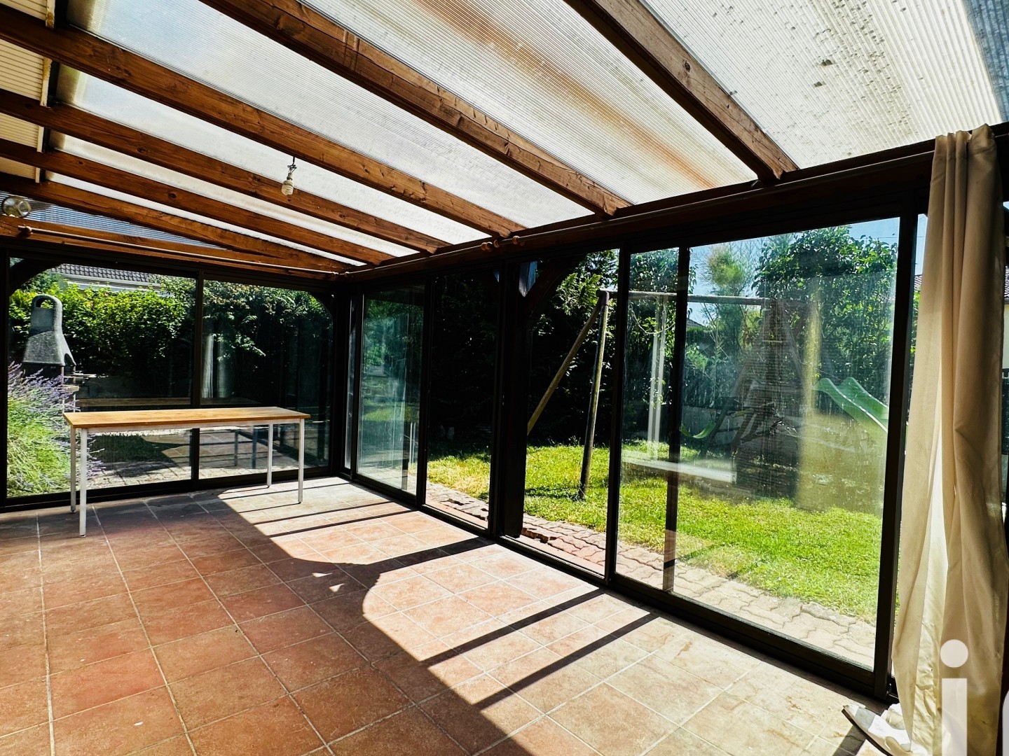 Maison à vendre - 9 pièces - 198m2 - Bouranton (10270)