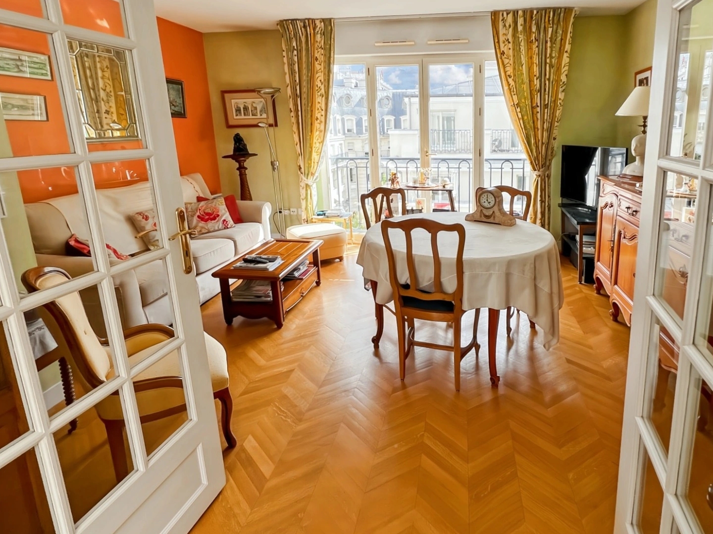 Appartement à vendre - 3 pièces - 74m2 - Paris 17e (75017)