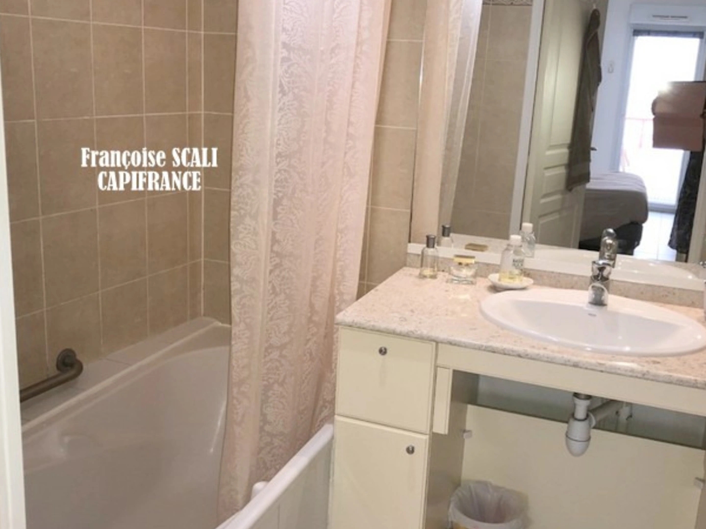 Appartement à vendre - 2 pièces - 45m2 - Saint-Raphaël (83700)