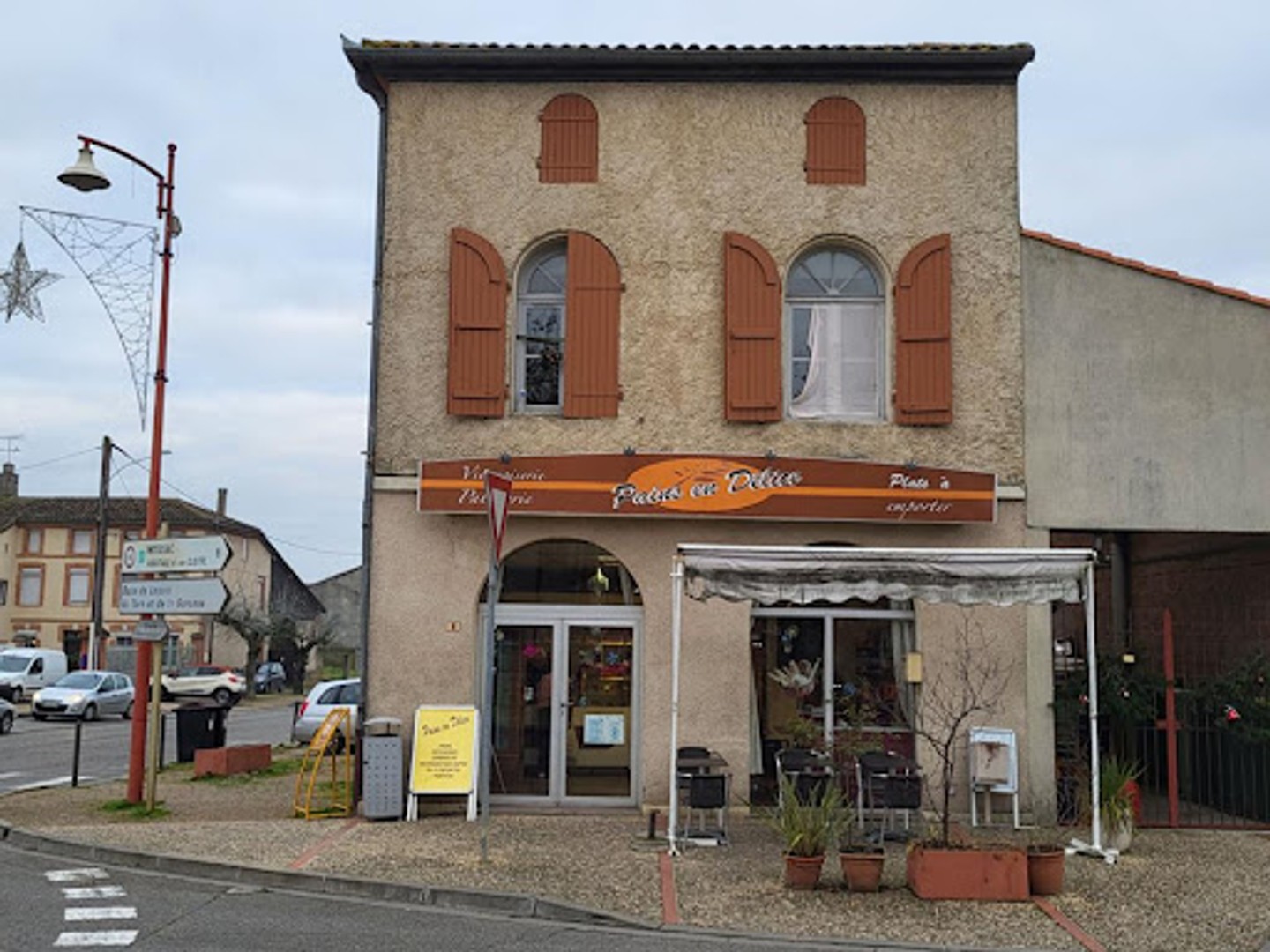 Local commercial 9 pièces 205 m²