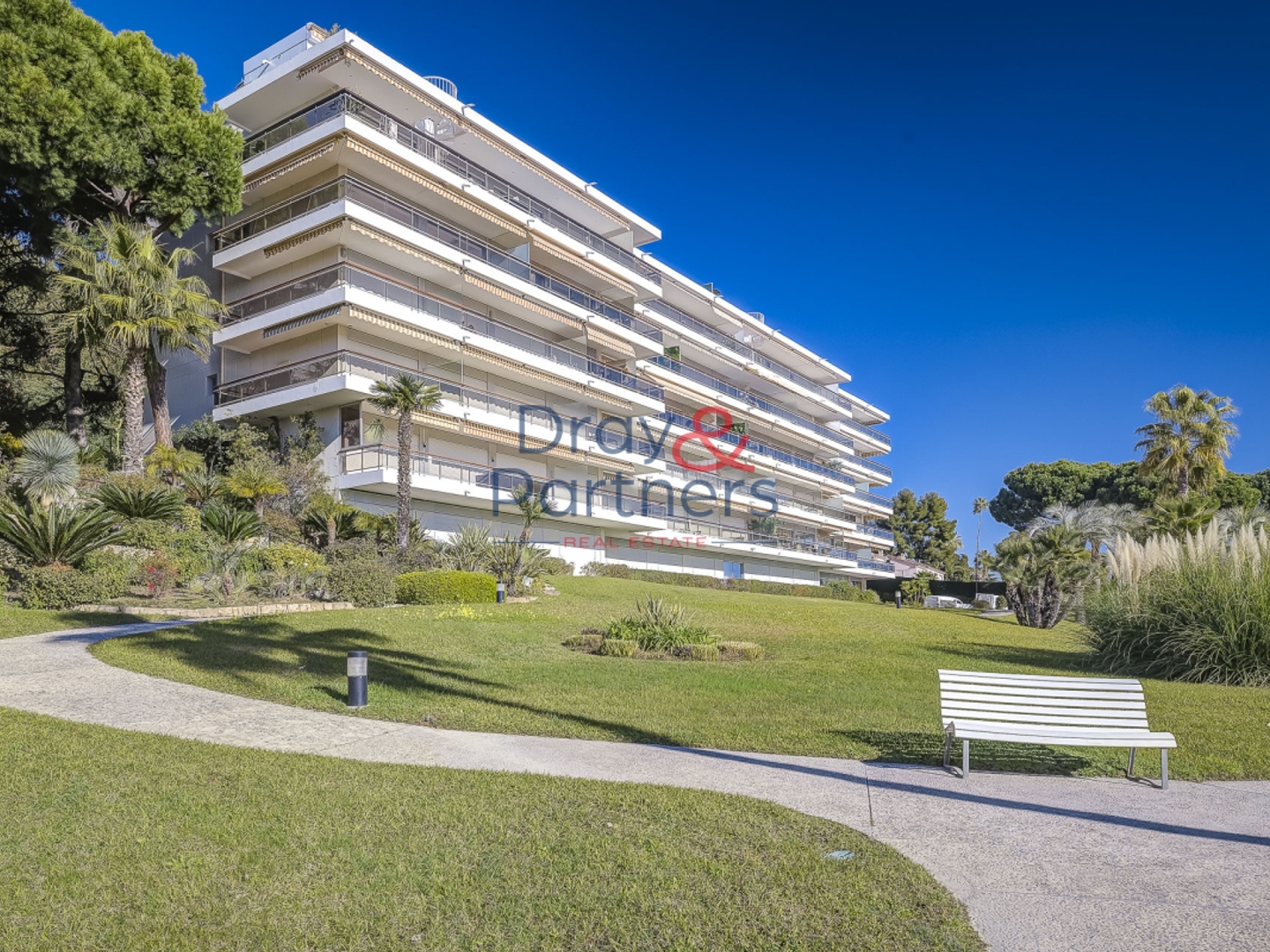 Appartement à vendre - 5 pièces - 150m2 - Cannes (06400)
