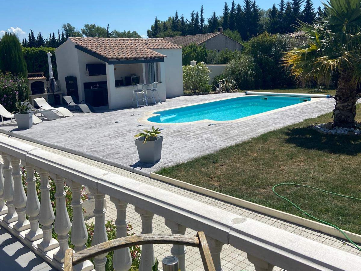 Maison à vendre - 9 pièces - 207m2 - Pélissanne (13330)