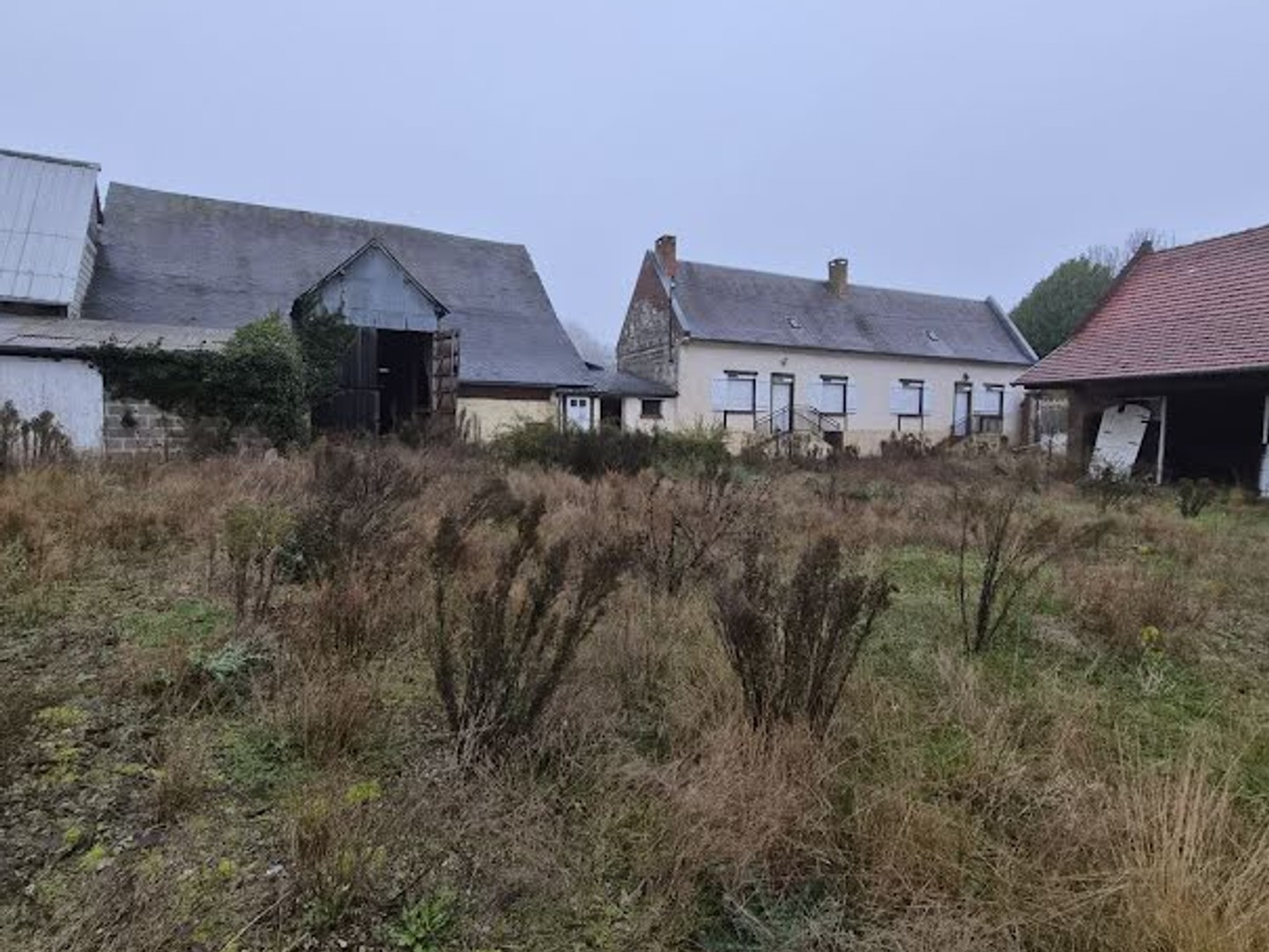 Terrain 100 m²