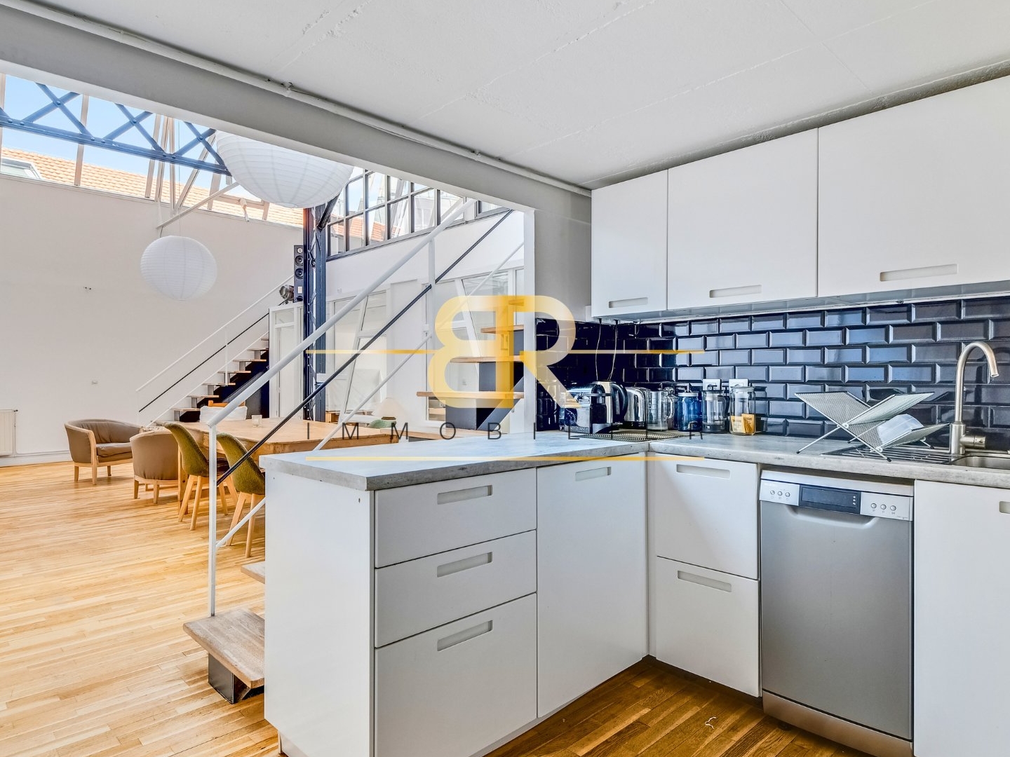 LOFT D'EXCEPTION ESPRIT MAISON SOUS LES TOITS