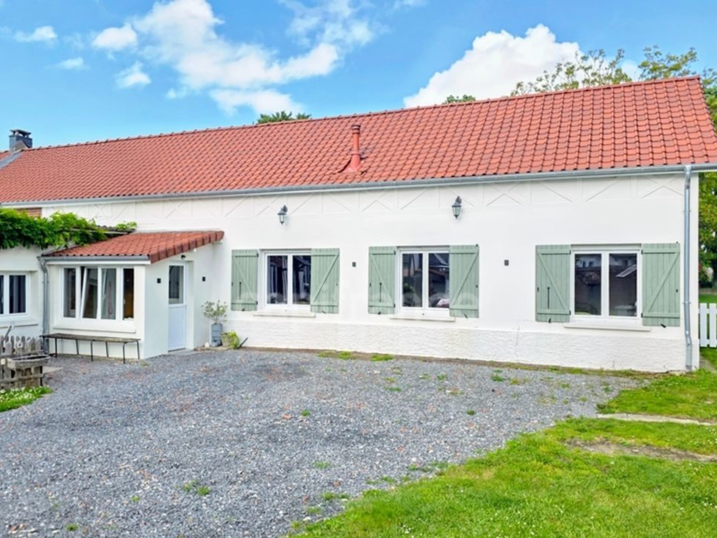 Maison à vendre - 10 pièces - 210m2 - Saint-Quentin-La-... (80880)