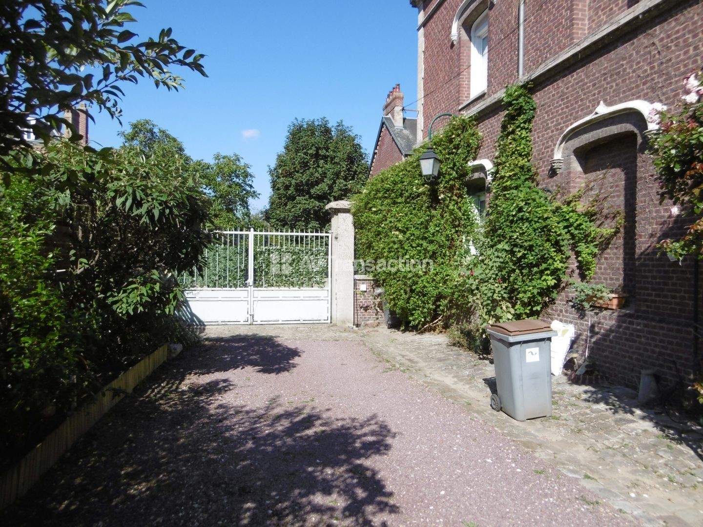 Autre à vendre - 11 pièces - 321m2 - Caudebec-Lès-Elbeuf (76320)