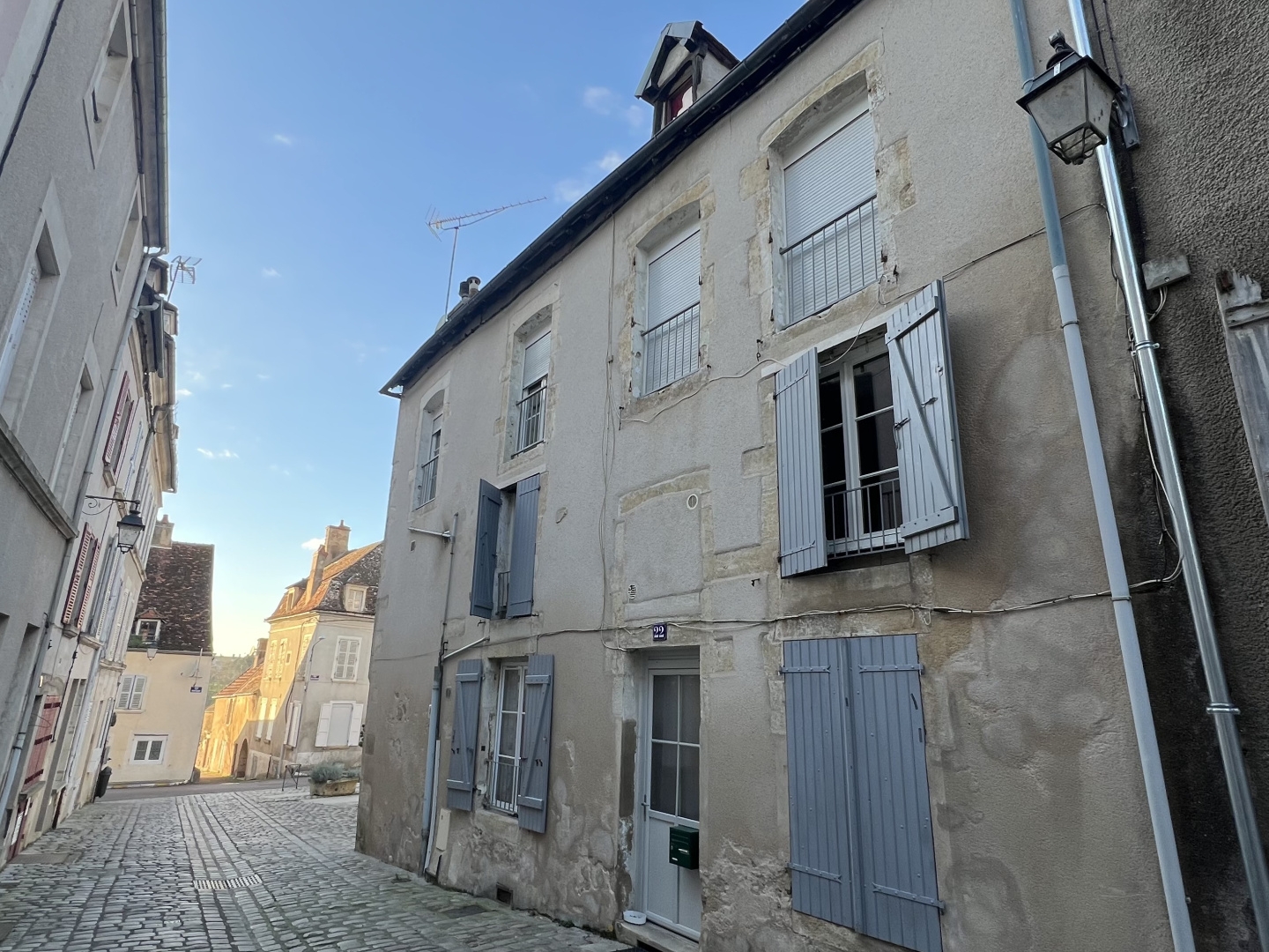 Annonce immobilière : Immeuble en centre-ville à Avallon