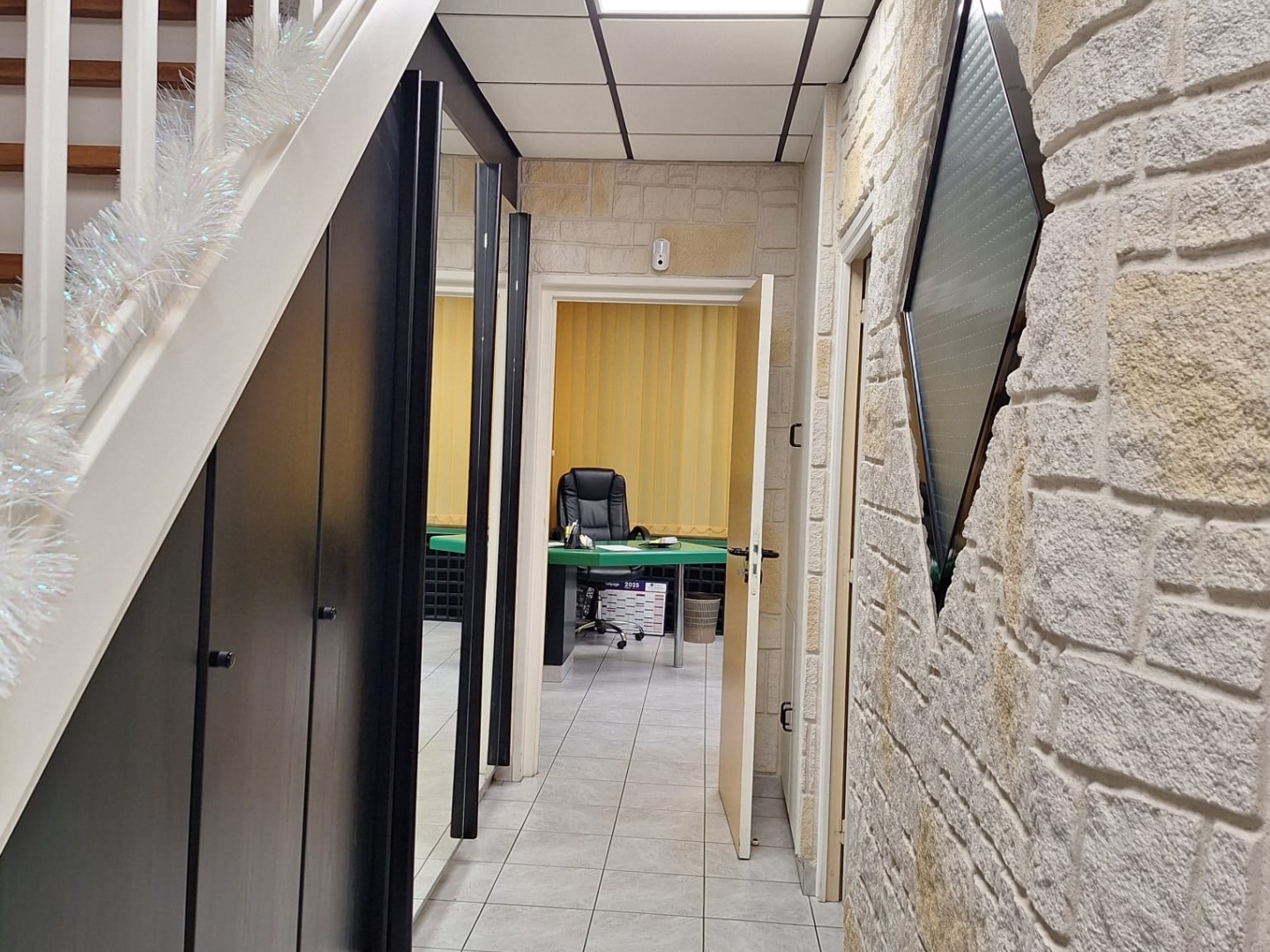 Locaux à vendre - 9 pièces - 225m2 - Bruay-La-Buissière (62700)