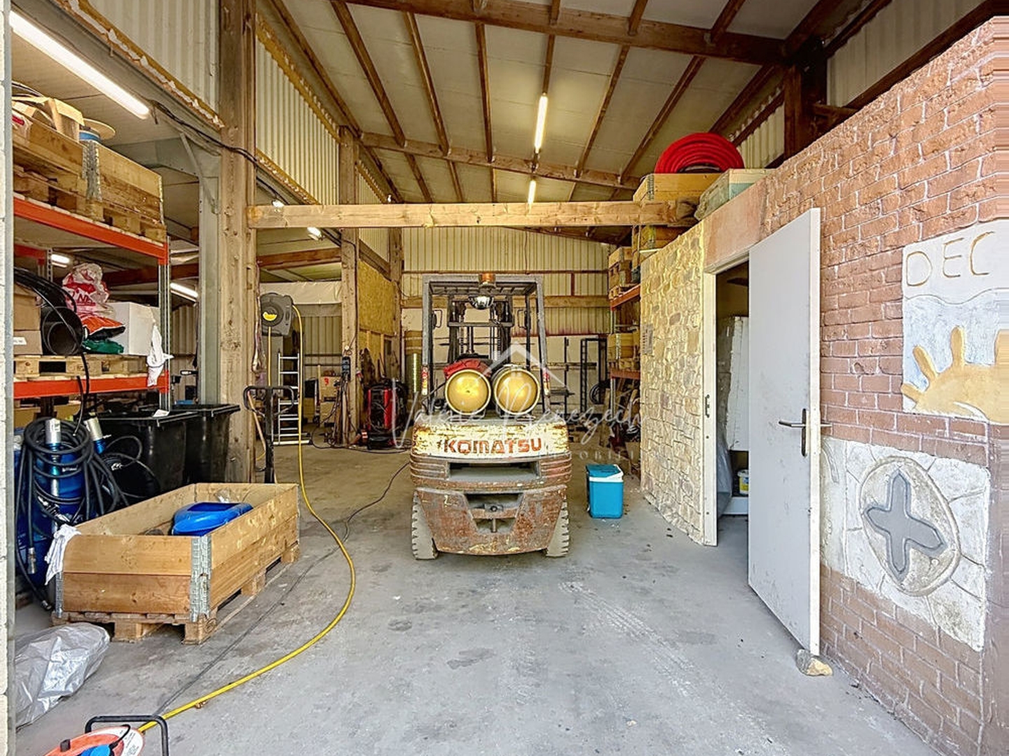 Locaux à vendre - 162m2 - Saint-Victor-Et-M... (12400)