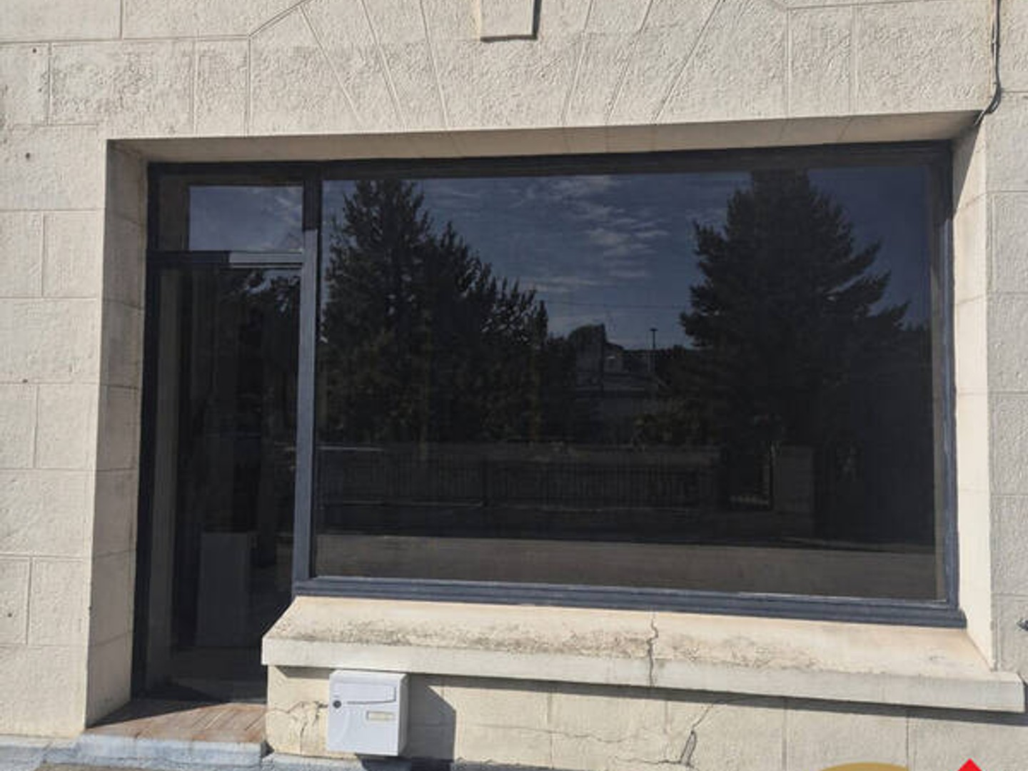 Commerce 37 m²