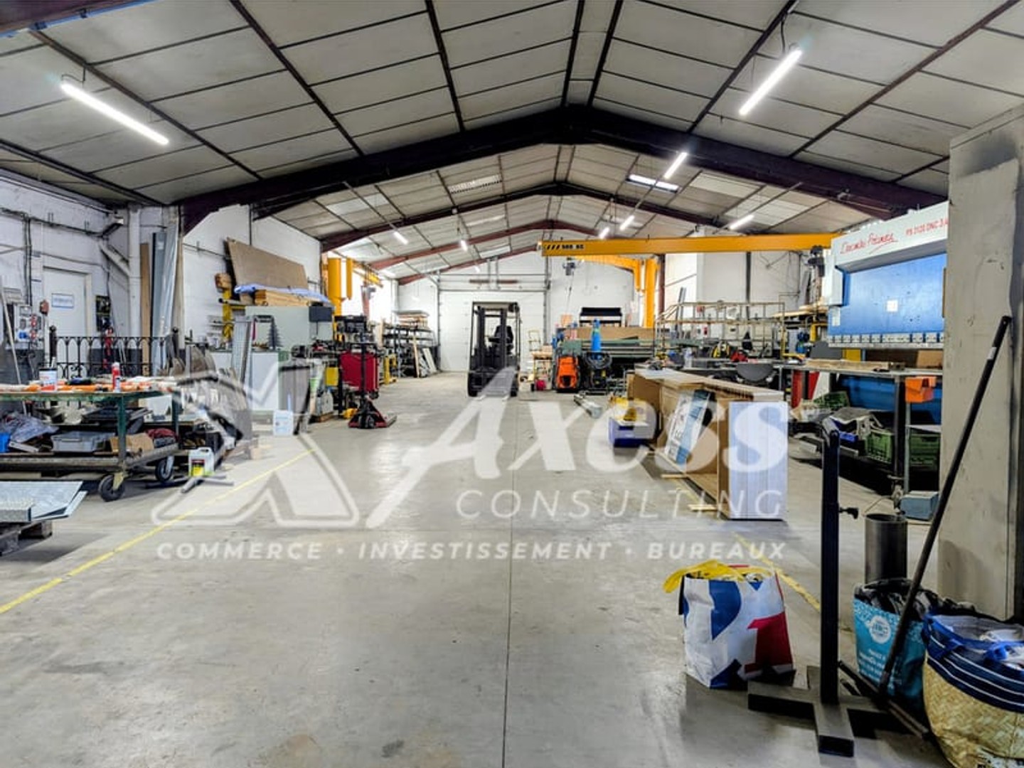 Bâtiment d'activité - 600 m² - Accès PL - Viriat