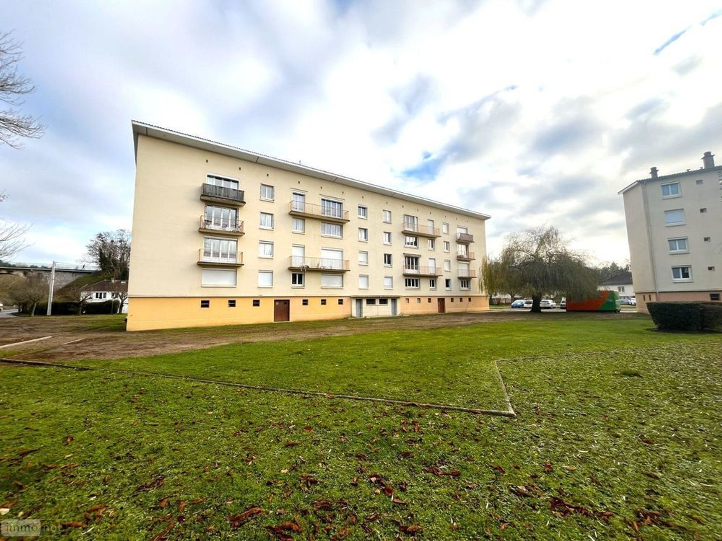 Immeuble 4 pièces 65 m²