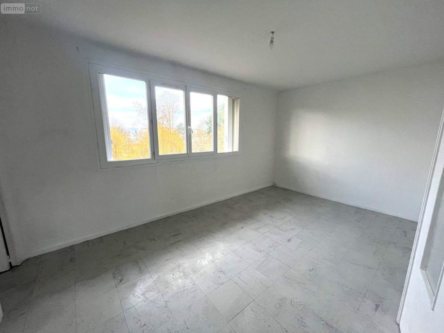 Immeuble à vendre - 4 pièces - 65m2 - Évreux (27000)