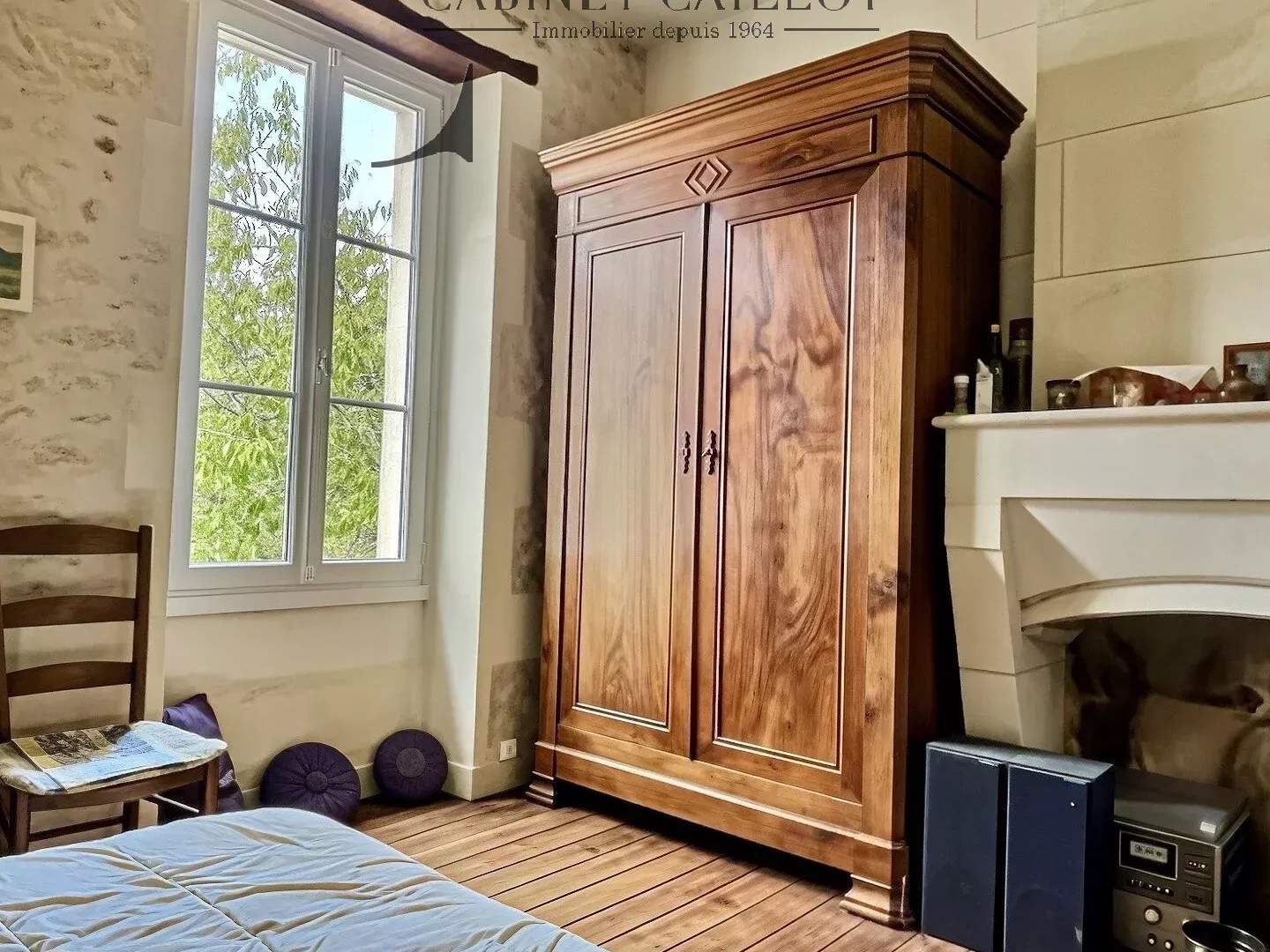 MAISON CHARENTAISE - 10 min de SAINTES (réf. 41363)