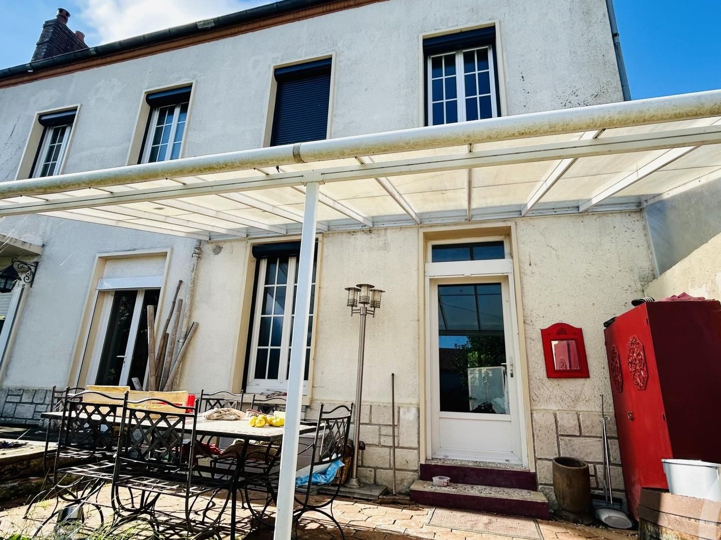 Maison 8 pièces 241 m²