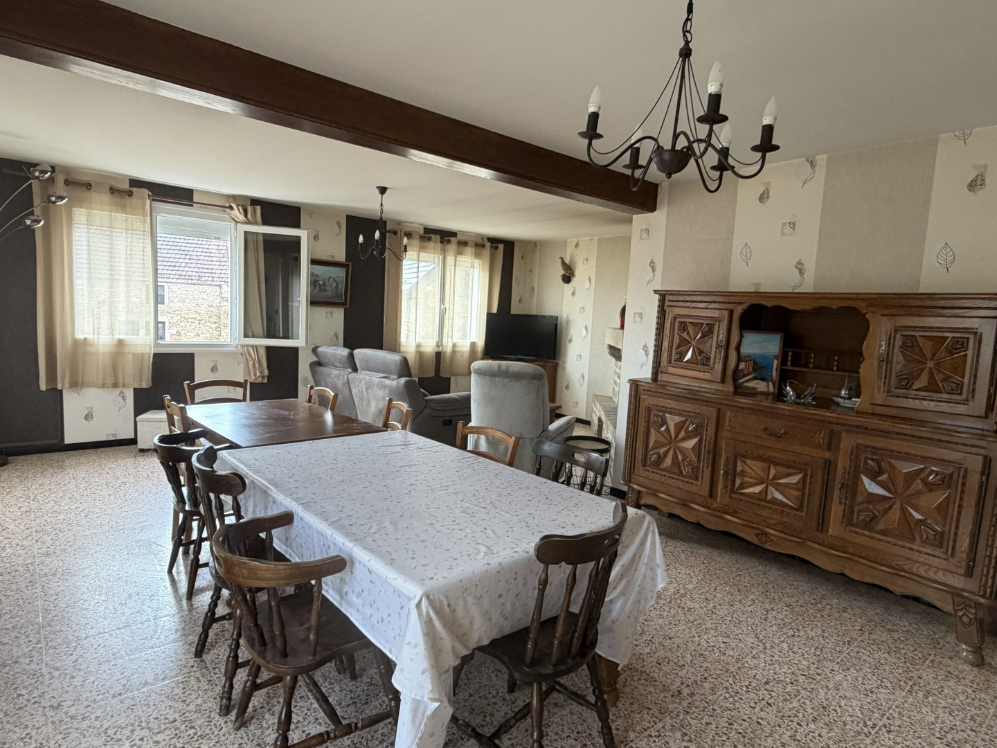 Maison à vendre - 6 pièces - 180m2 - Montagny-Lès-Beaune (21200)