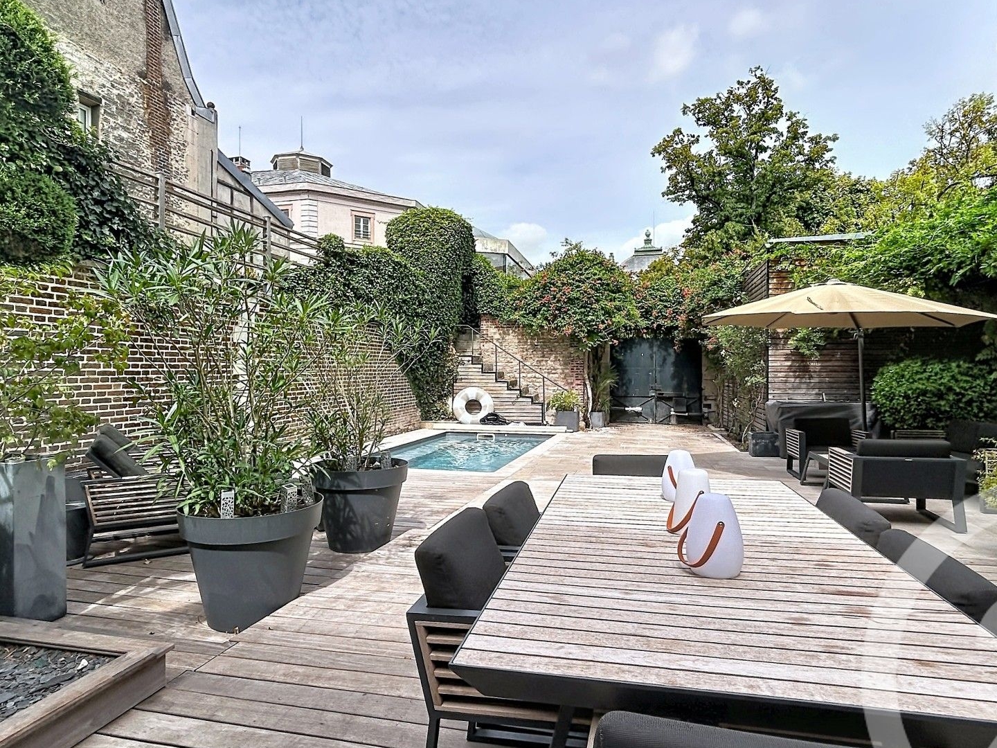 Maison à vendre - 7 pièces - 300m2 - Troyes (10000)