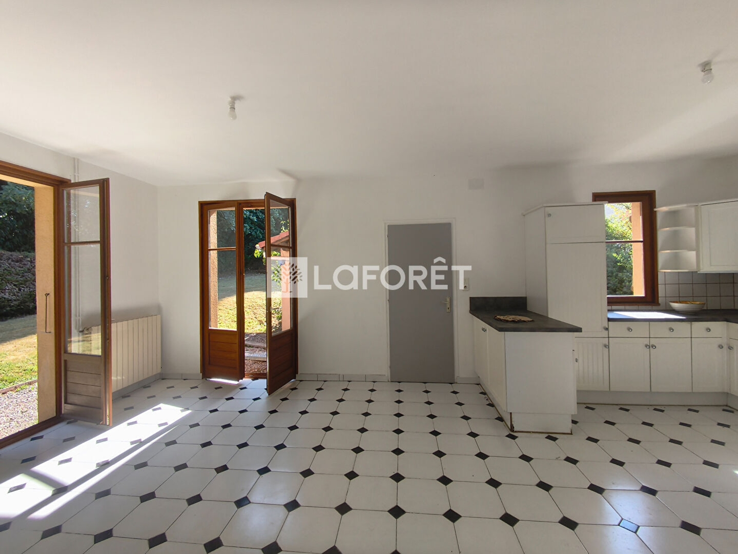 Maison à vendre - 8 pièces - 137m2 - Épinal (88000)