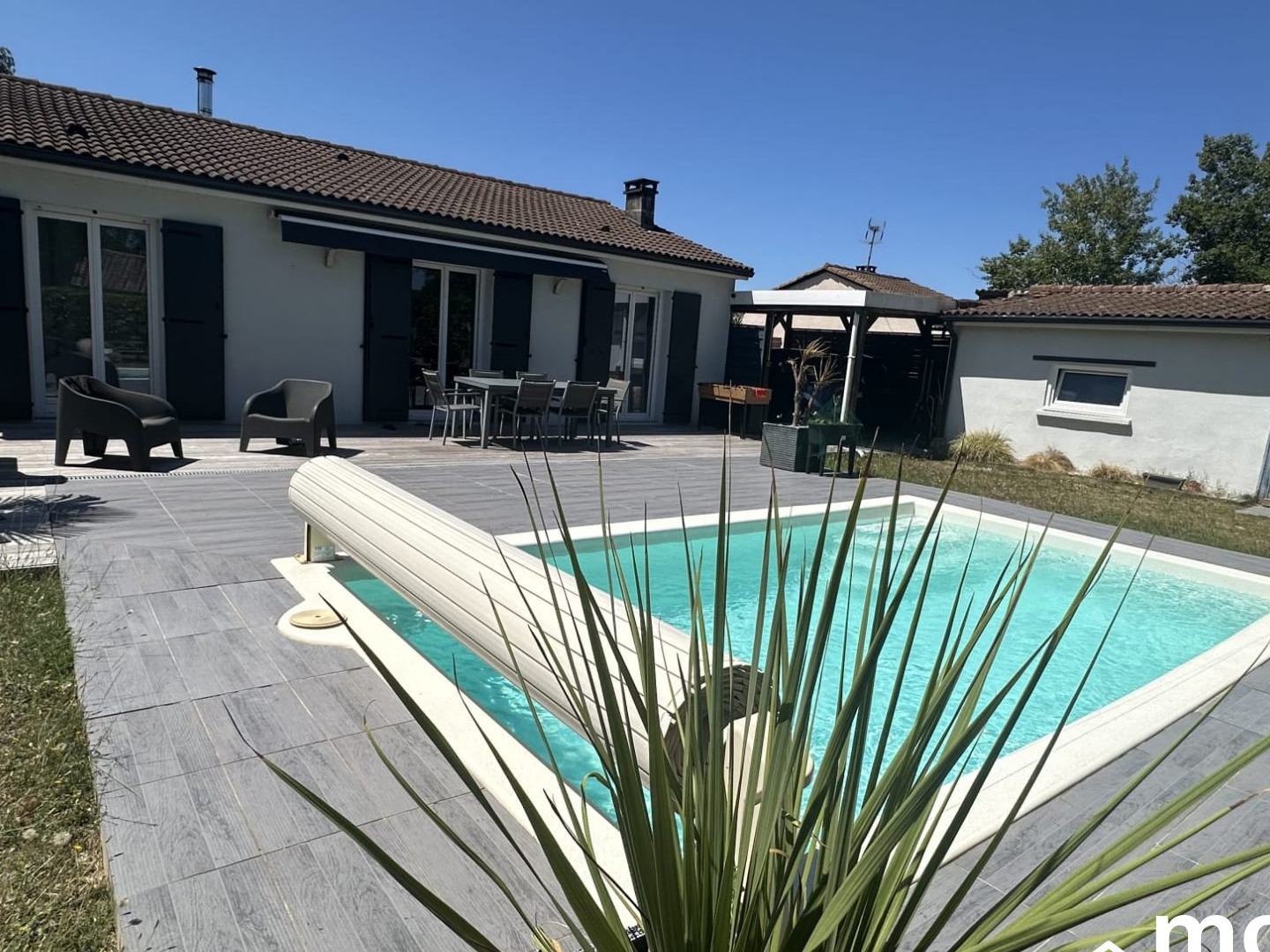 Maison 3 chambres avec piscine à Fargues St Hilaire