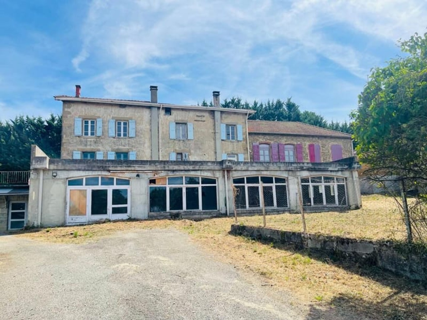 Tènement immobilier à fort potentiel - 900m² - Idéal investisseur / marchand de biens