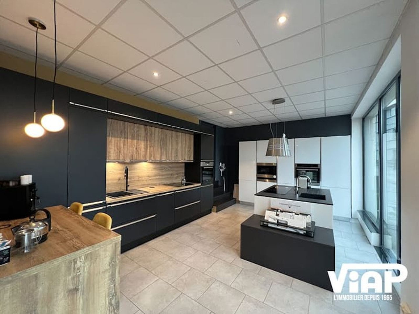 Immeuble 65 m²