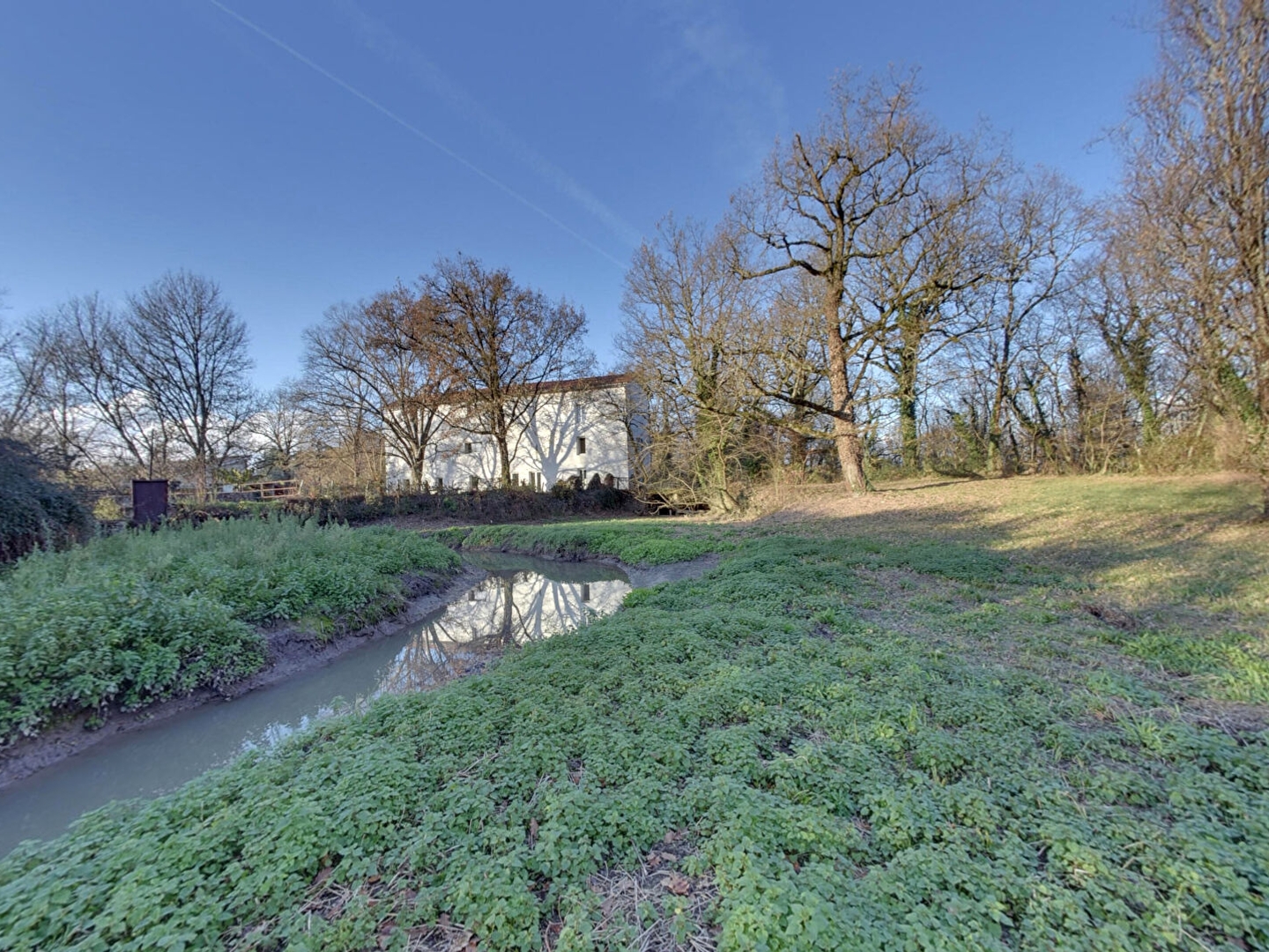 Maison à vendre - 8 pièces - 328m2 - Castelsarrasin (82100)