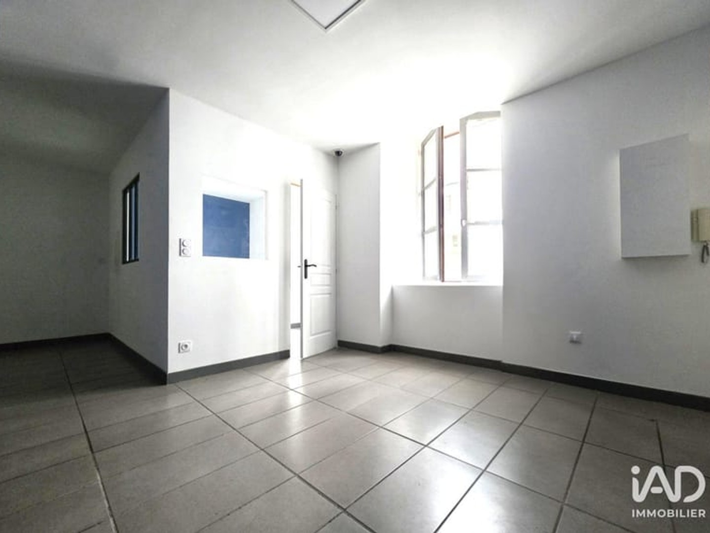 Magasin à vendre - 35m2 - Clermont-Ferrand (63000)