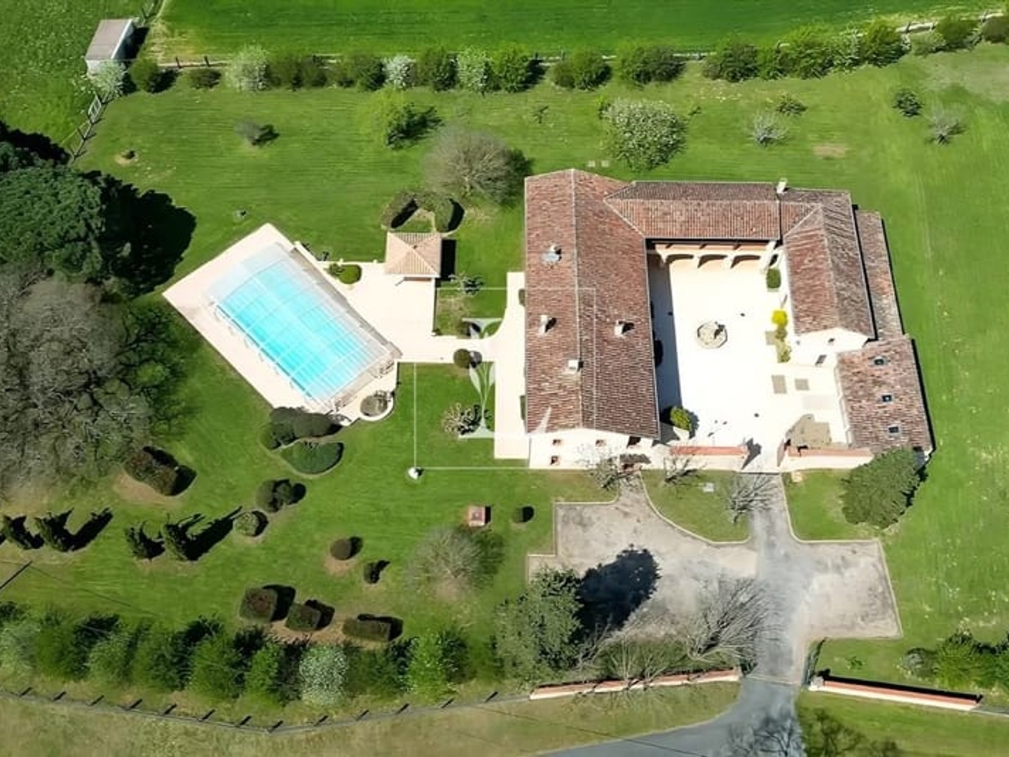 Maison à vendre - 10 pièces - 347m2 - Graulhet (81300)