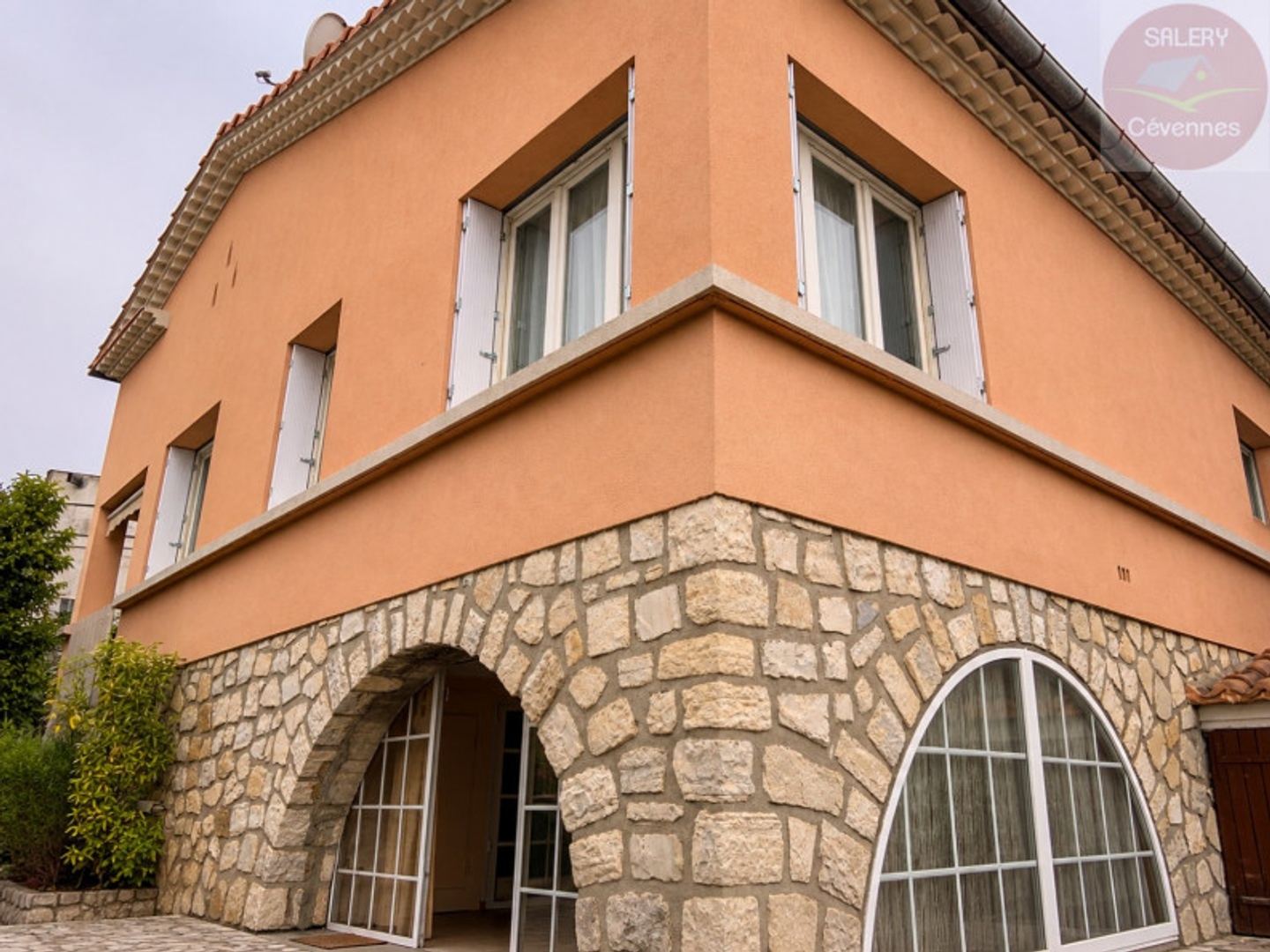 Maison à vendre - 5 pièces - 142m2 - Alès (30100)
