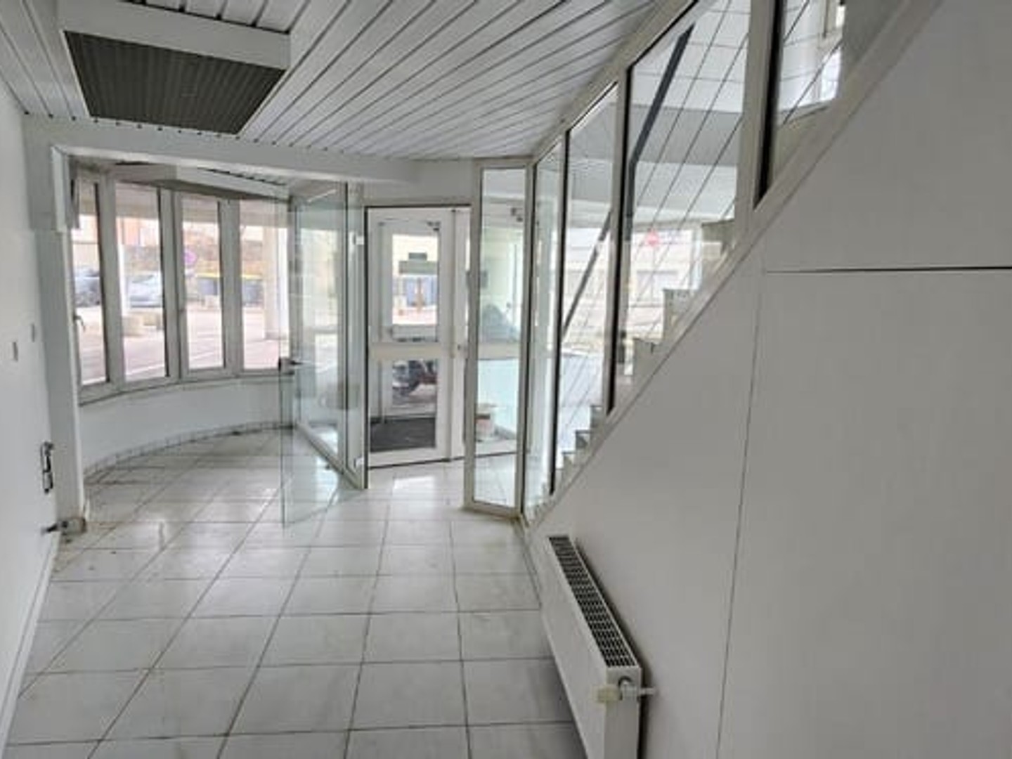 Magasin à vendre - 98m2 - Besançon (25000)