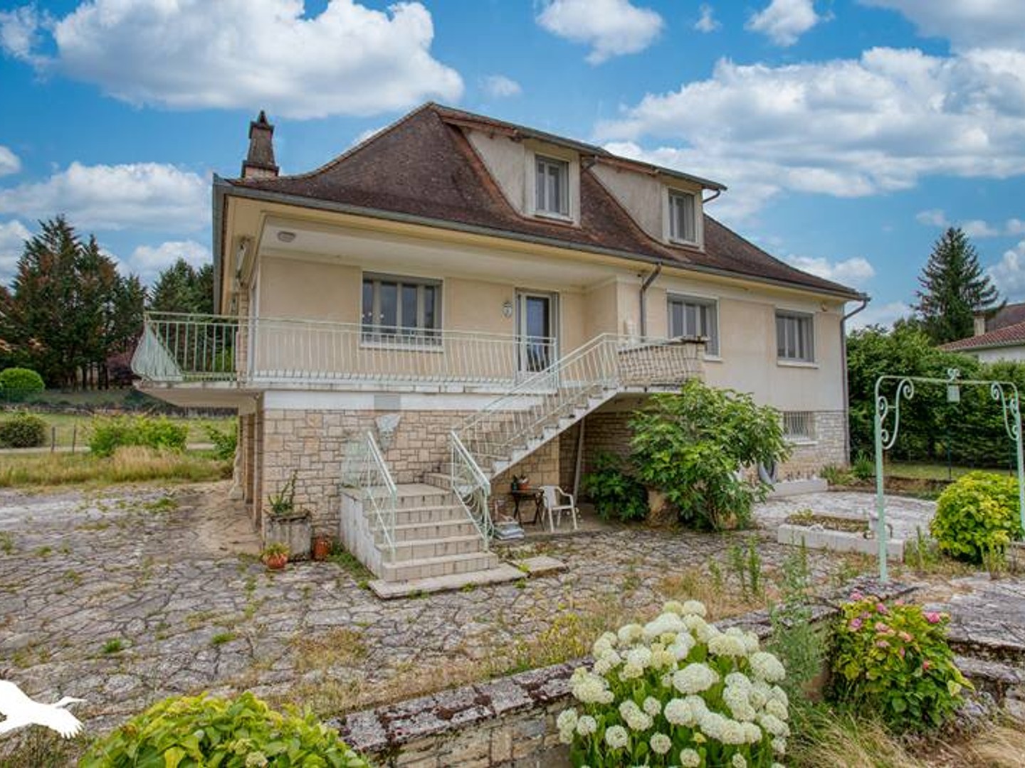 Maison de ville de 8 pièces principales