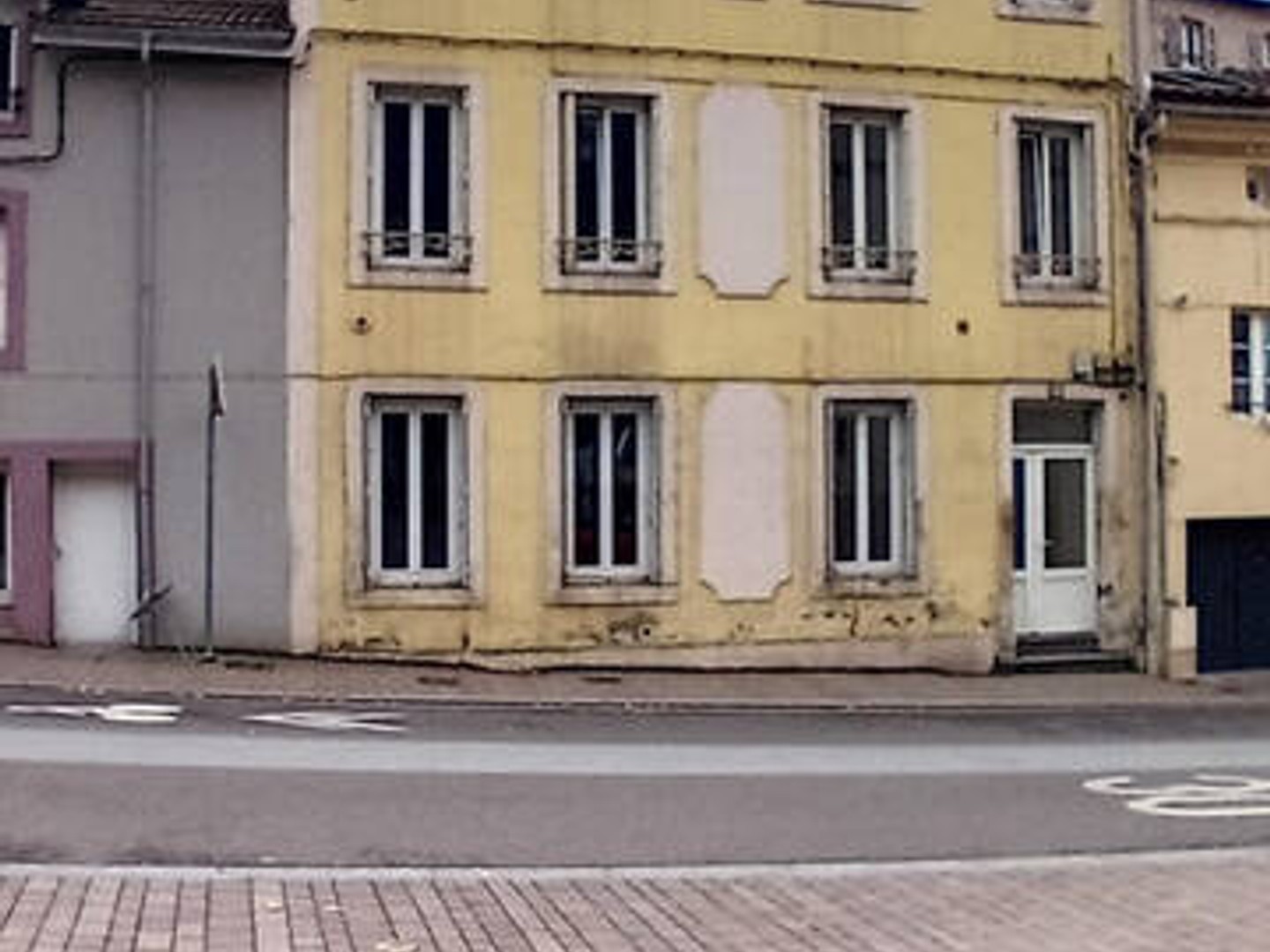 Appartement 3 pièces 262 m²
