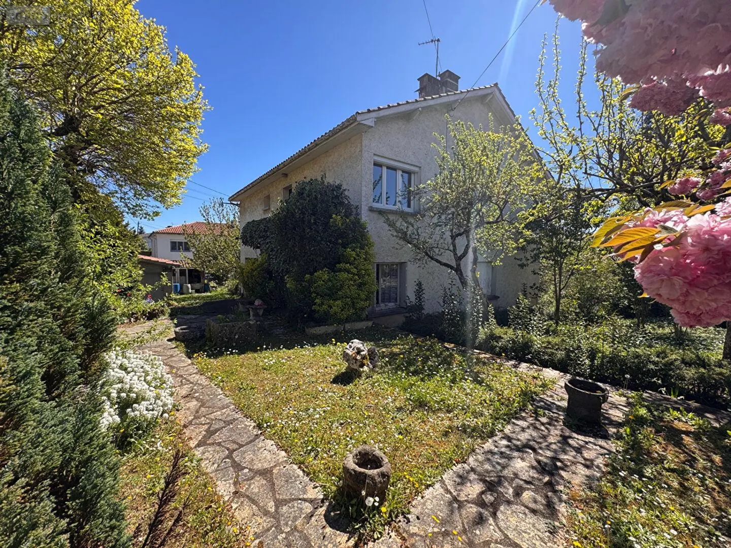 Maison 8 pièces 173 m²