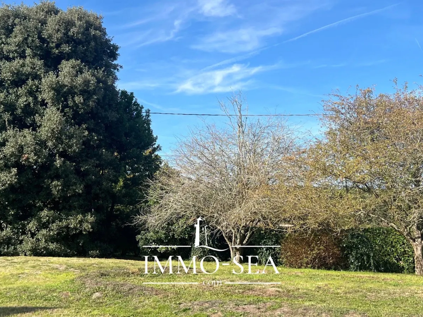 Terrain 400 m²