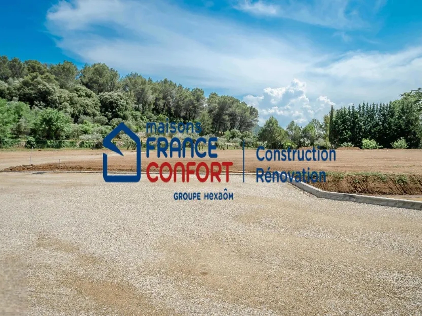 Terrain 318 m²
