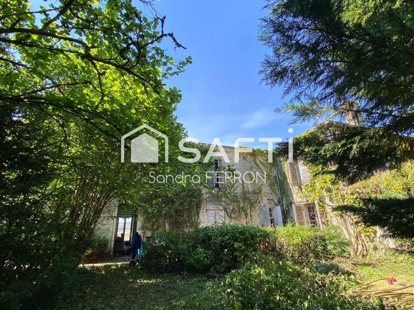 Maison à vendre - 10 pièces - 350m2 - Foussais-Payré (85240)