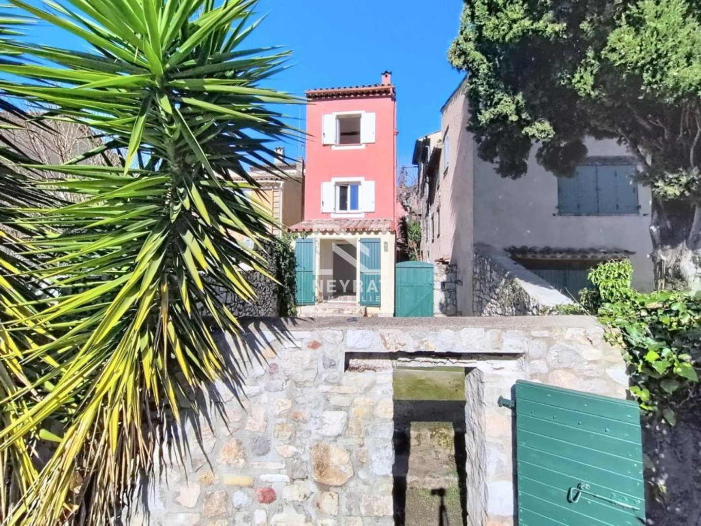 Maison de village avec jardin et terrasse tropézienne - Peymeinade