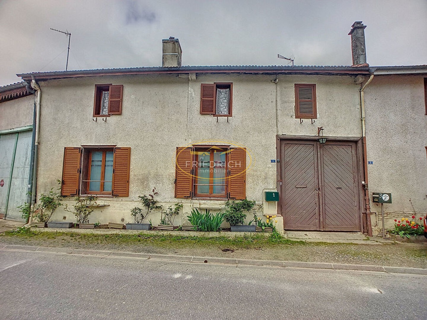 MAISON DE VILLAGE A CONFORTER