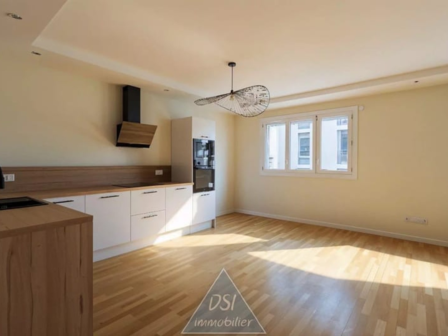 ✨ Superbe T4 entièrement rénové - Quartier Charpennes / Limite 6eme ✨