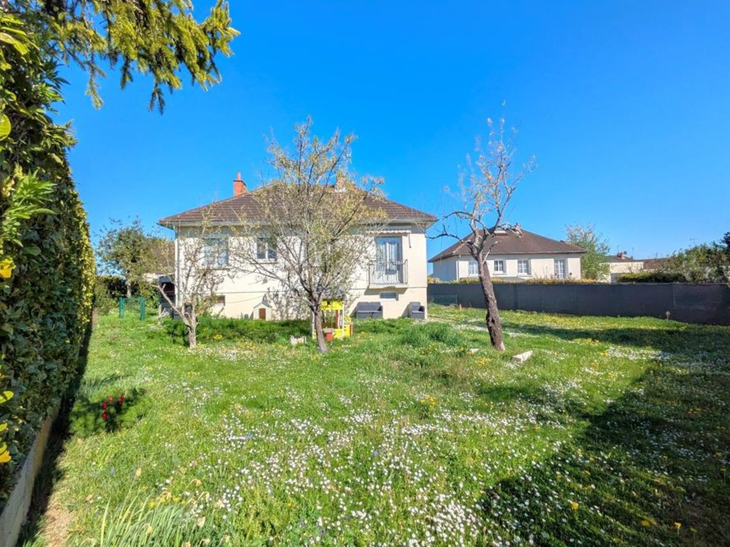 Maison 5 pièces 85 m²