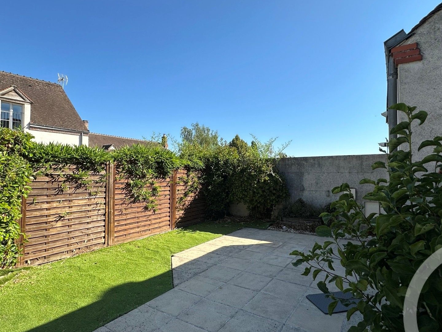 Maison à vendre - 4 pièces - 120m2 - Saint-Benoît-Sur-... (45730)