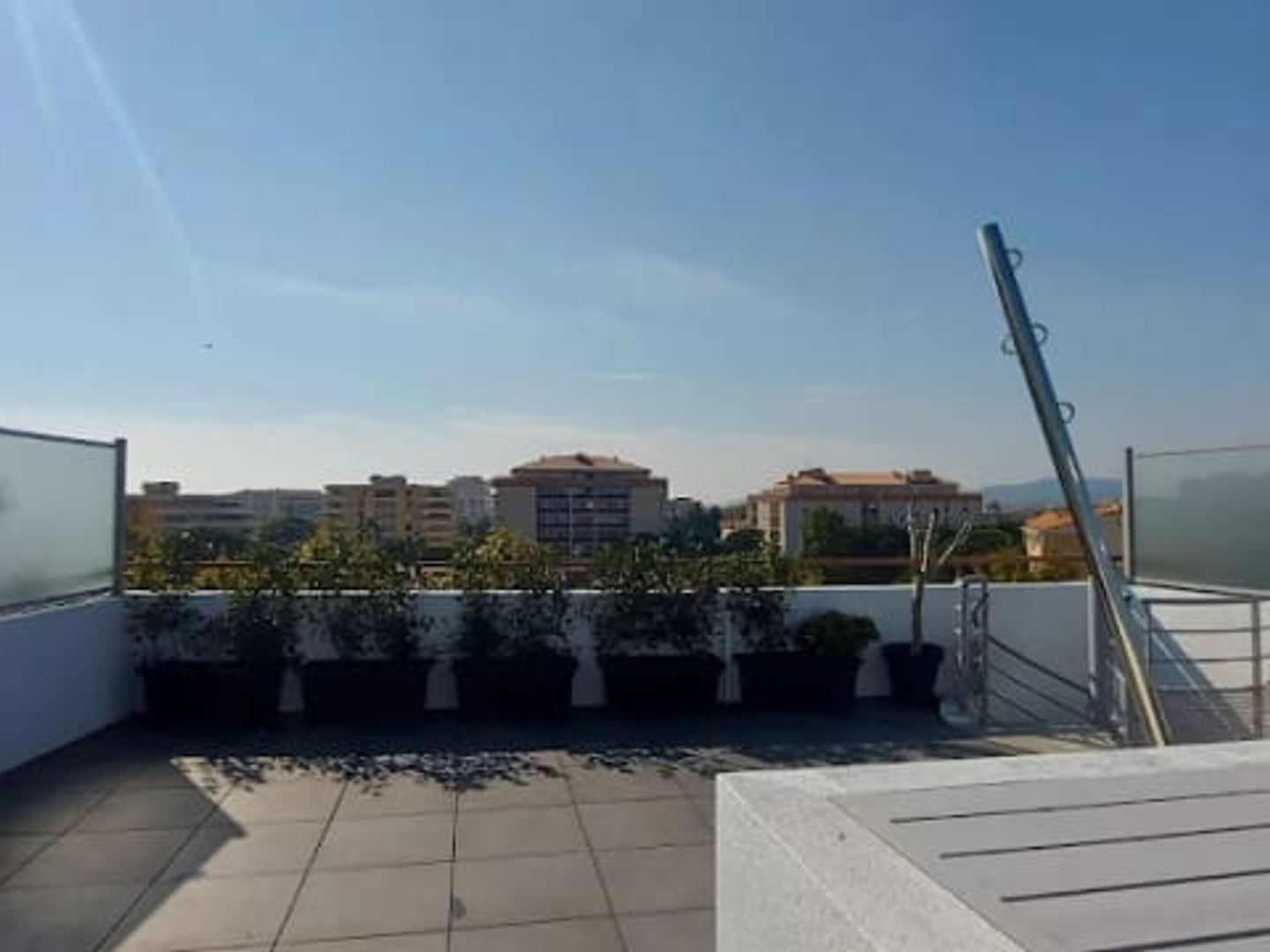 Appartement à vendre - 2 pièces - 48m2 - Fréjus (83600)