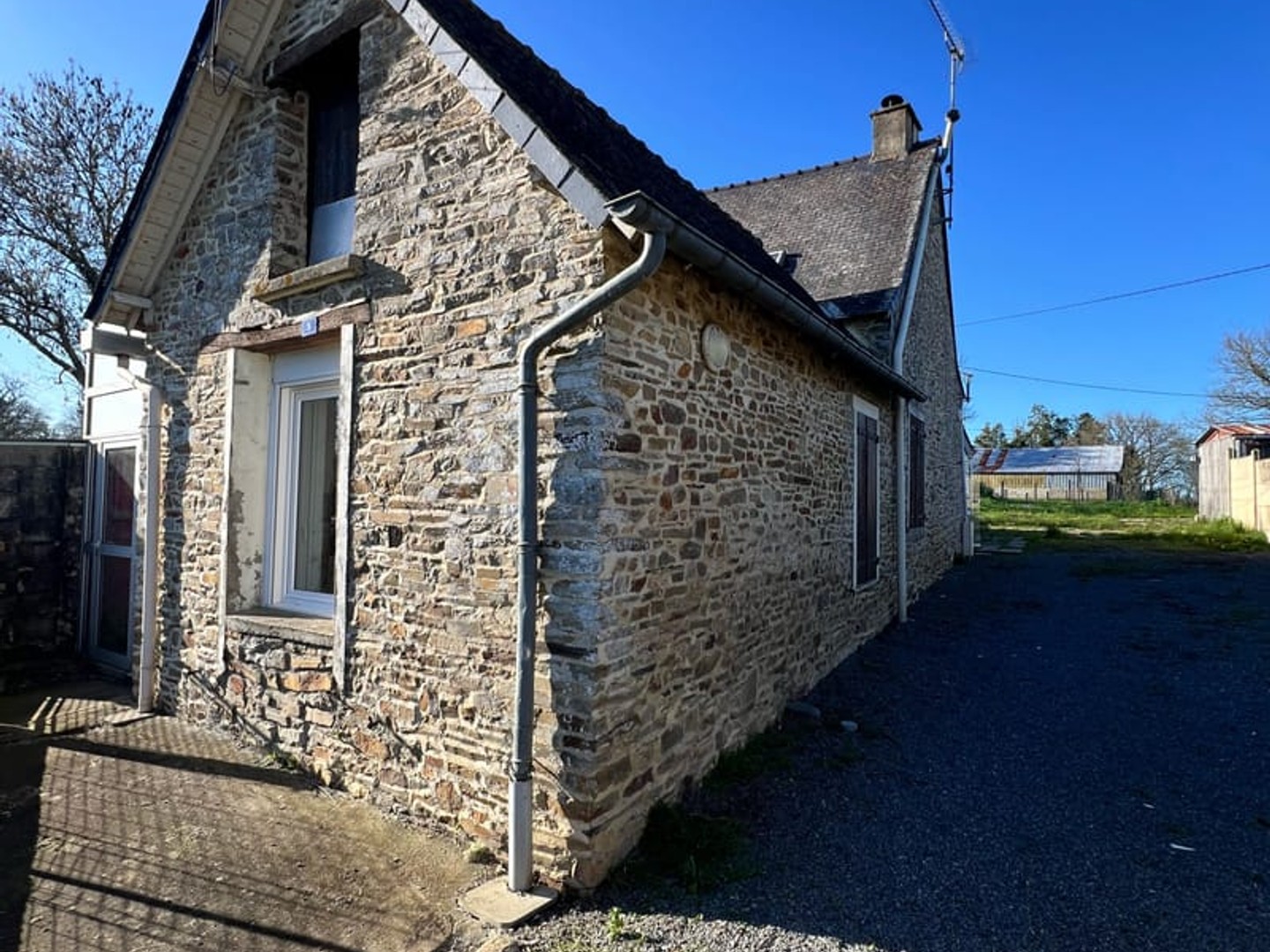 ENSEMBLE IMMOBILIER IDÉAL INVESTISSEMENT OU PROJET FAMILIAL
